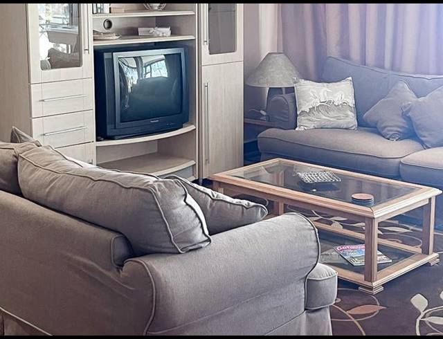 3 BEDROOM HOUSE FOR SALE IN BRONKHORST BAY